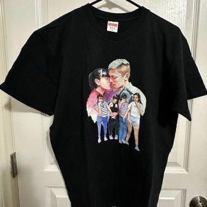 Supreme "Kiss Tee"